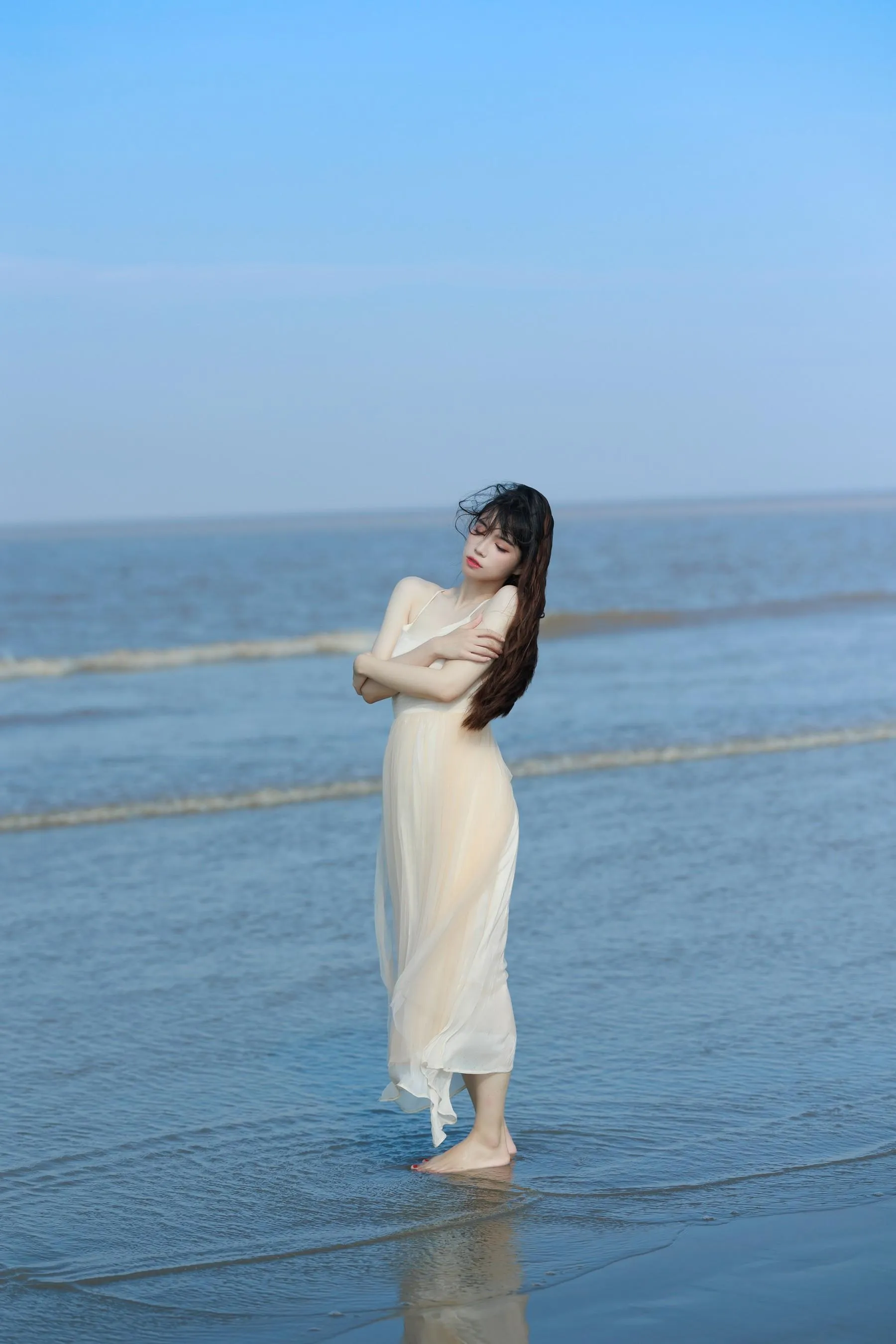 [艺图语] 2022.06.23 听海 贰加六 [36P]插图3